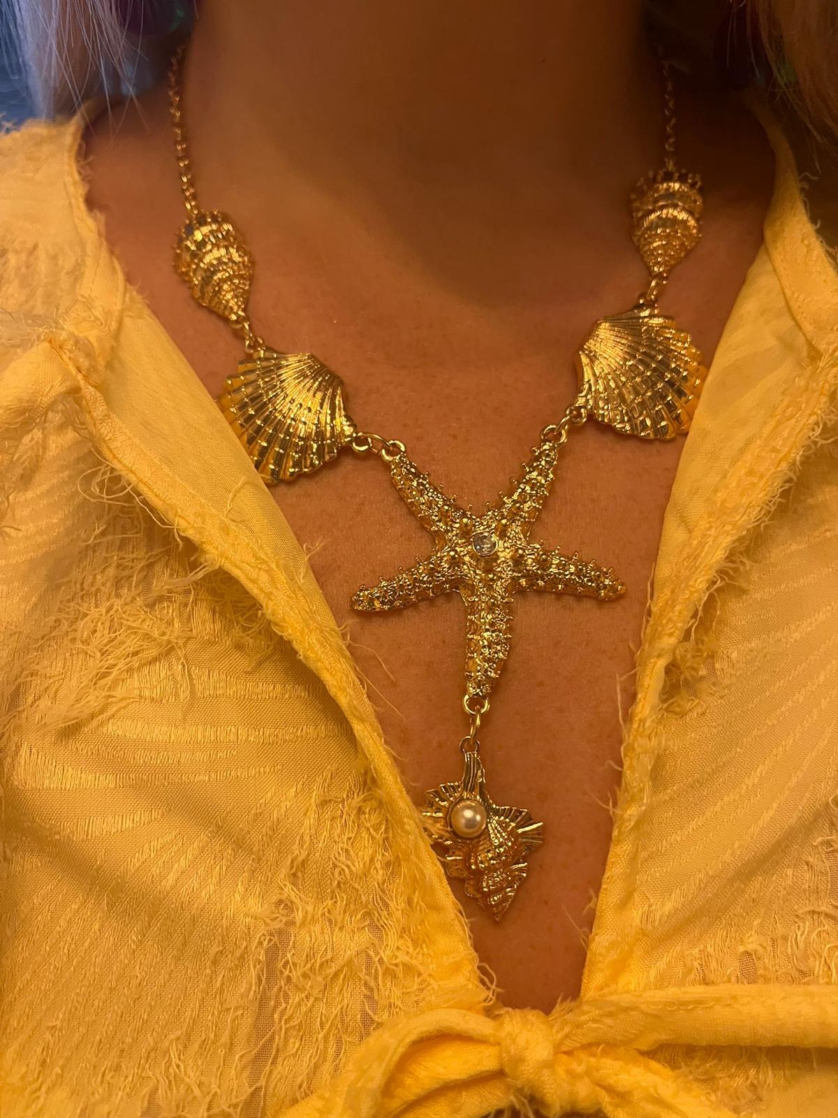 Romantic White Tie Blouse – Elegant & Playful